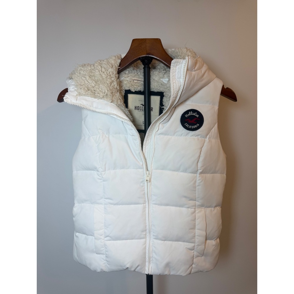 Hollister White Puffer Vest Sherpa Lined Hooded Logo Patch Small